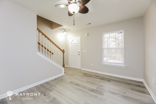 Photo - 33 Birdsong Ln