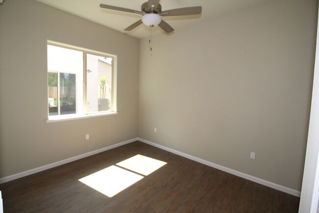 Photo - 1317 E Portals Ave