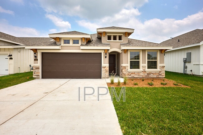 Building Photo - 2506 Cove Real Dr