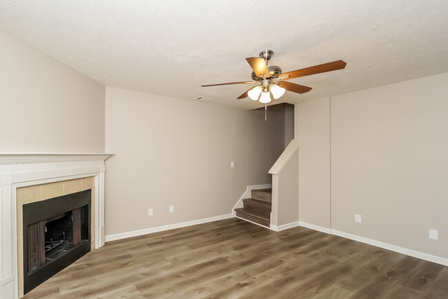 Photo - 191 Marsh Glen Dr