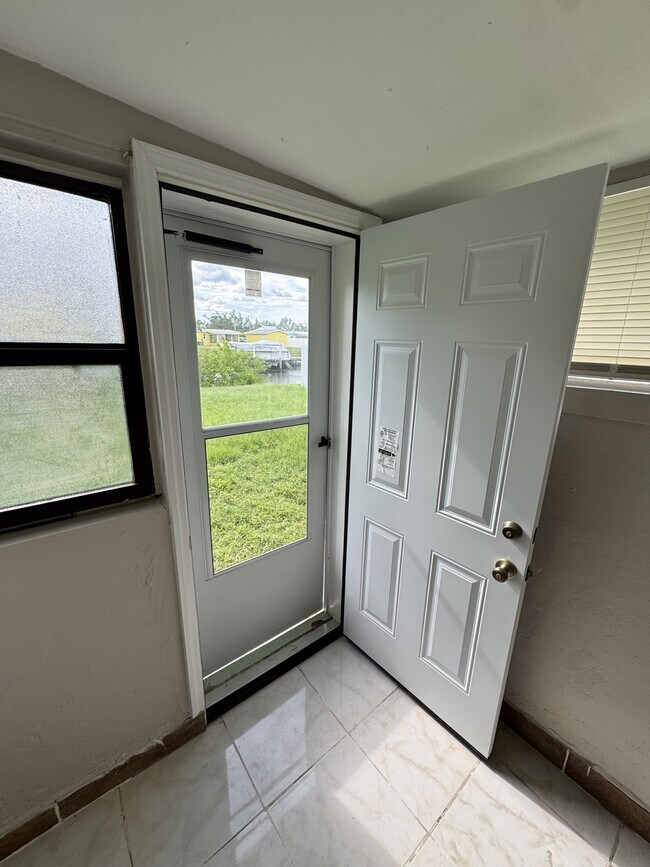 Photo - 3999 Conway Blvd