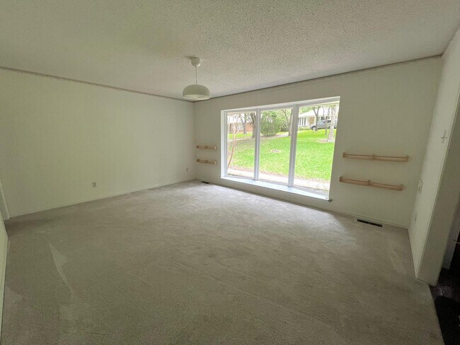 Photo - 8162 San Leandro Dr