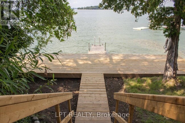 Photo - 919 Lake Dr N