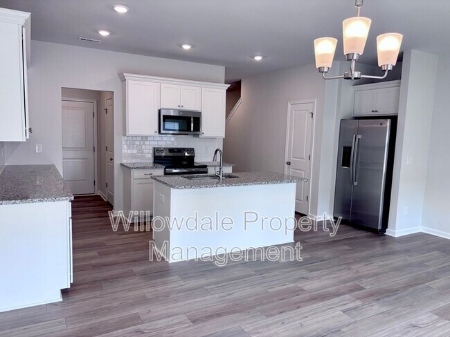 Photo - 183 Central Townes Wy
