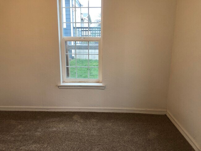 Photo - 1711 Cedar St