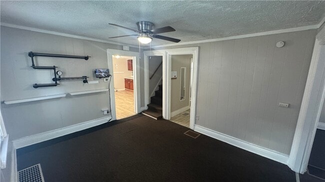 Photo - 57 Ferncliffe Dr