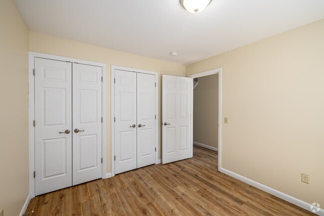 3BR, 2BA - 1,200SF - Bedroom