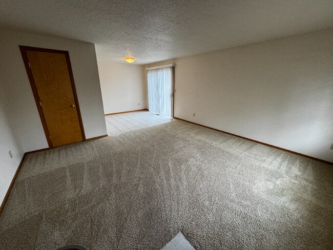 Photo - 850-860 Shaff Rd SE Unidad 860