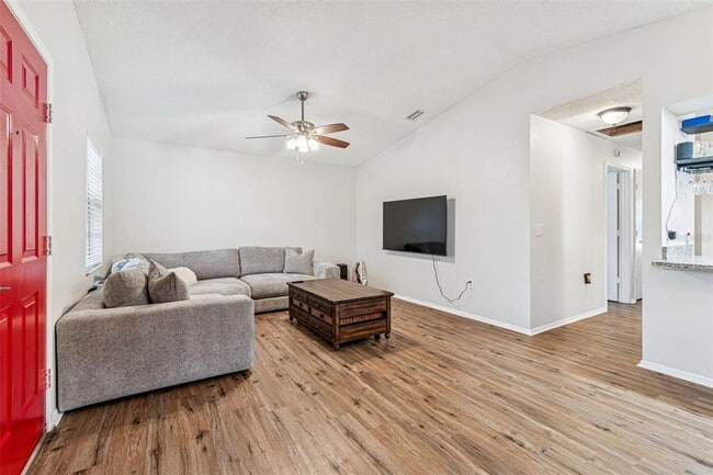 Photo - 2101 W Cherry St