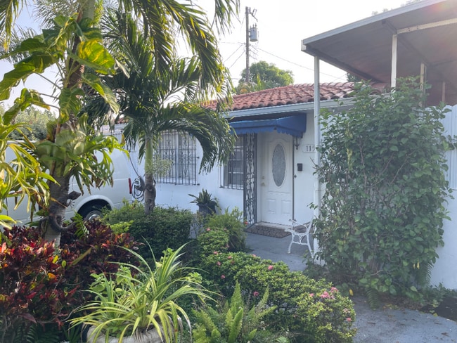 Photo - 1151 SW 24th Ave Unit B