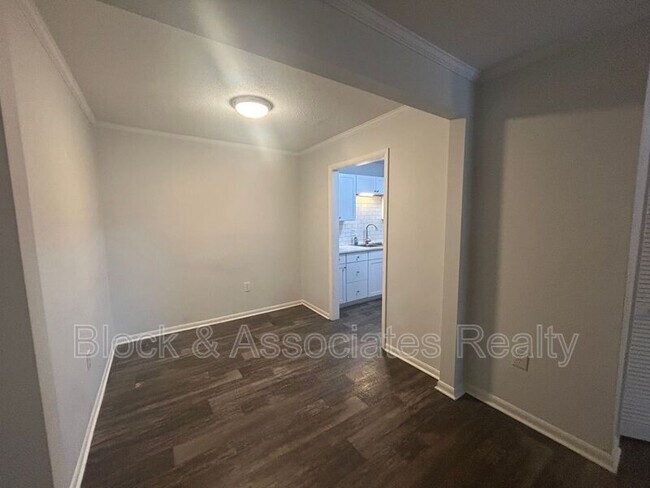 Photo - 2250 Sunderland Rd Unidad APT 20B