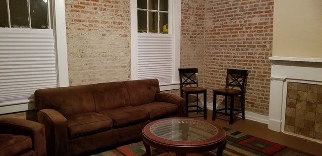 Photo - 800 Walnut St Unit B