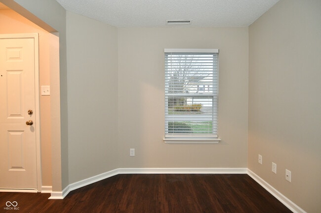 Photo - 10046 Sapphire Berry Ln