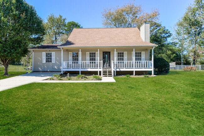 Building Photo - 6840 Briarwood Dr Rental