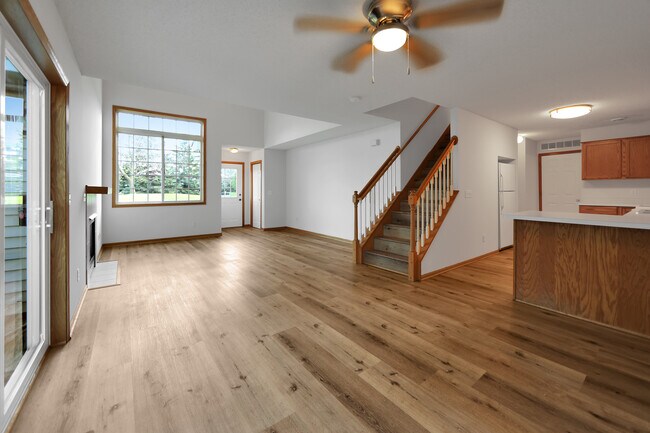 Photo - 17397 Glacier Way