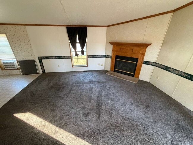 Photo - 905 W 37th Ave