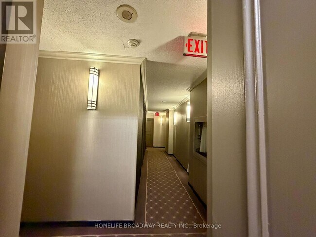 Photo - 40 Scollard St Unit 1106