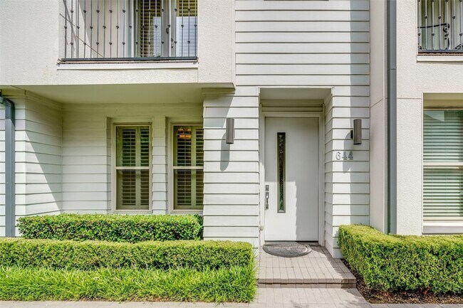 4211 Rawlins St Unit 644