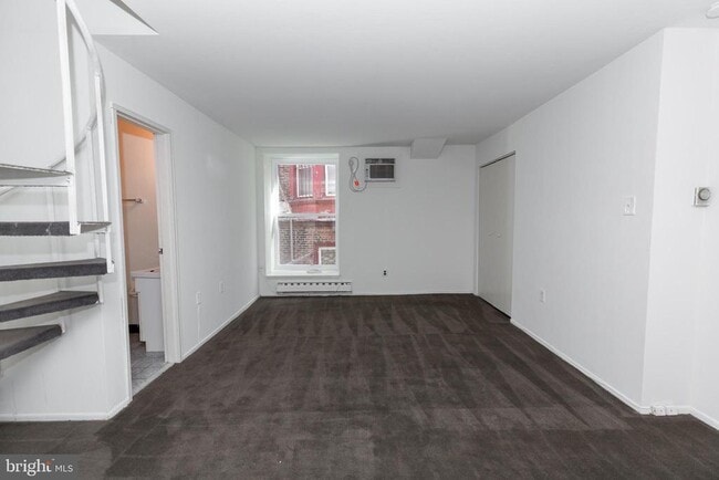 Photo - 2311 Spruce St Unit 203