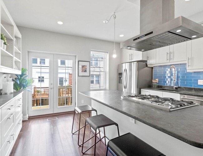 Photo - Elegant H Street Corridor townhouse minutes from downtown