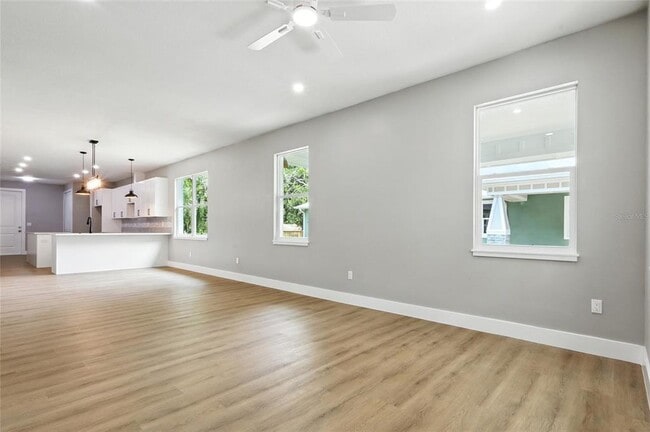 Photo - 7002 N 19th St