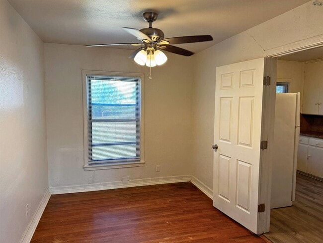 Photo - 3304 Sherwood Ln