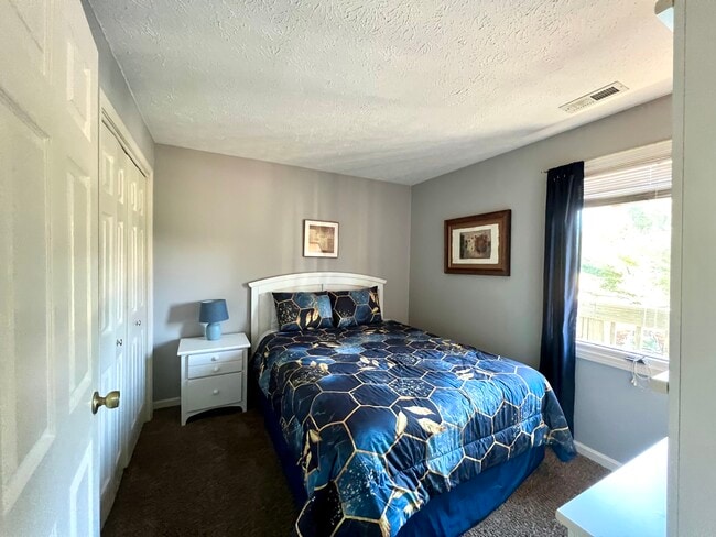 Photo - 9345 S Pointe Retreat Dr Unit PR 60