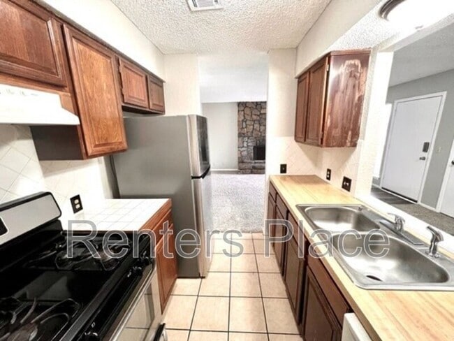 Photo - 8213 N 117th E Ave