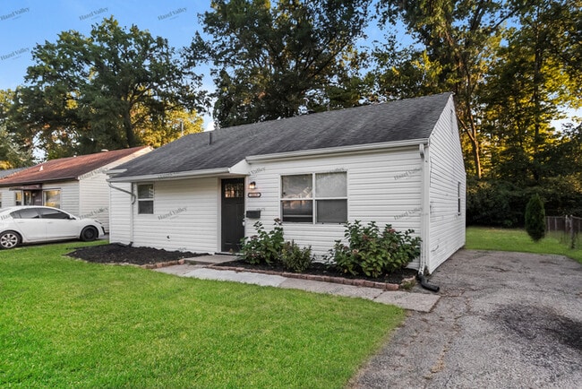 Photo - 2019 Catalpa Ave