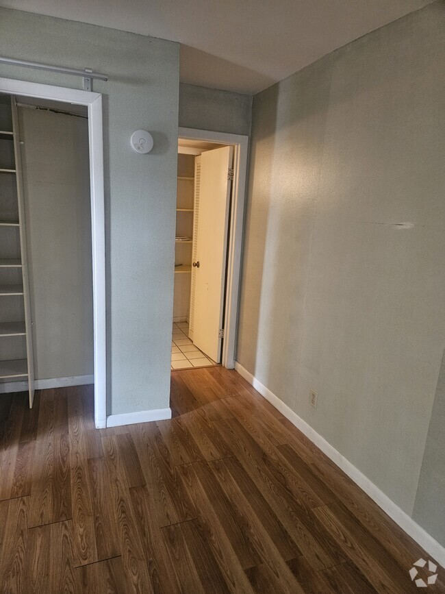 Building Photo - 4125 NW 88th Ave Unit 104 Rental