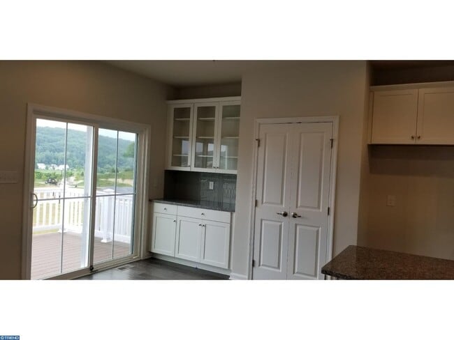 Photo - 510 Sapphire Dr
