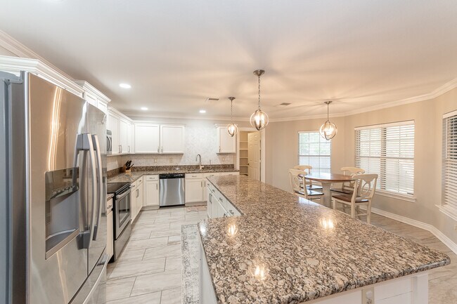 Photo - 2961 White Pine Dr