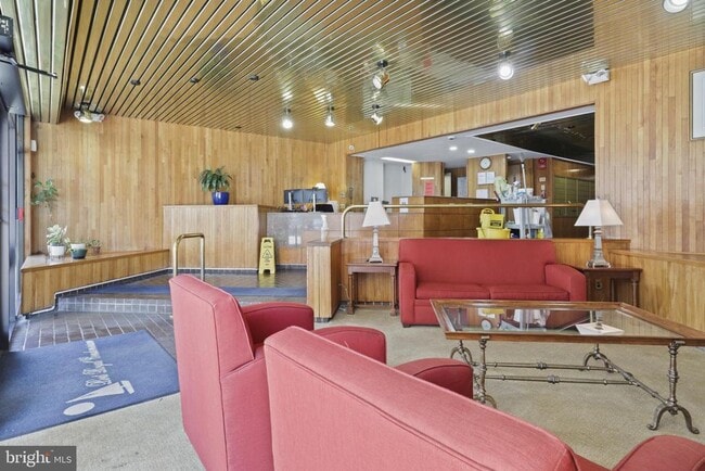 Photo - 801 N Pitt St Unit 306