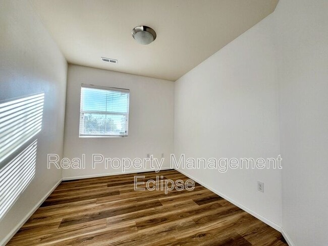 Photo - 8431 10th Pl SE