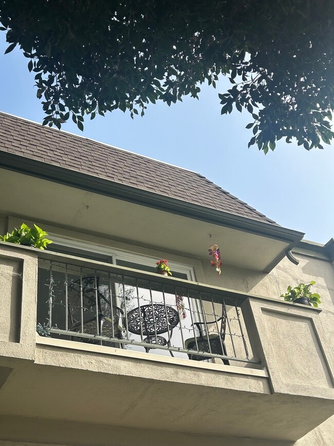 Photo - 3640 Cardiff Ave Unidad Michelle Martin