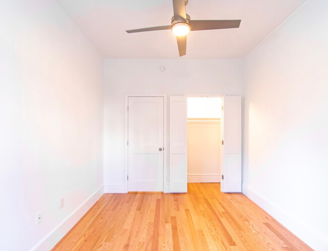 Photo - 165-171 Hemenway St