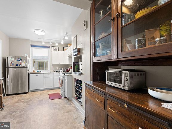 Photo - 3405 Greenway