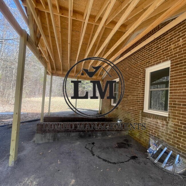 2089 Traynham Grove Rd