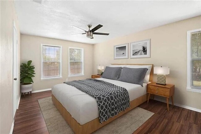 Photo - 157 S Ridge Dr