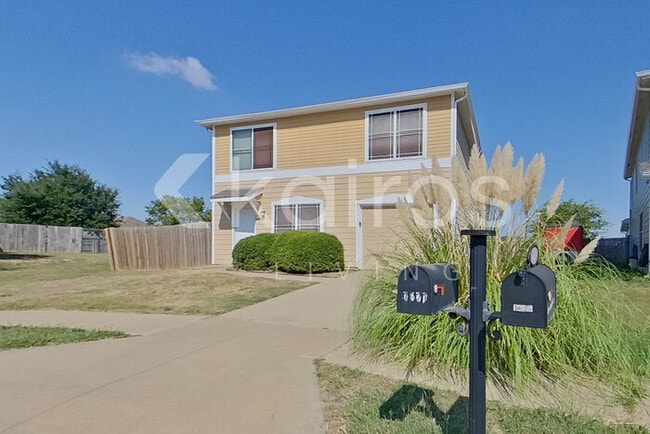 Photo - 1621 Vineridge Ln