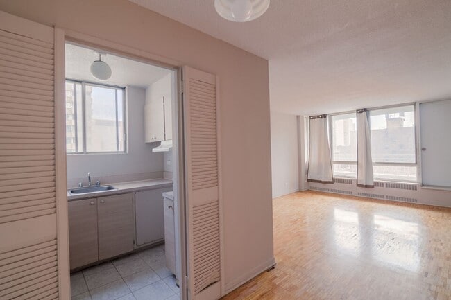 Photo - 1975 Maisonneuve Blvd W Unité 1007