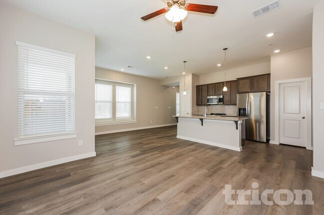 Photo - 5476 Granite Trl