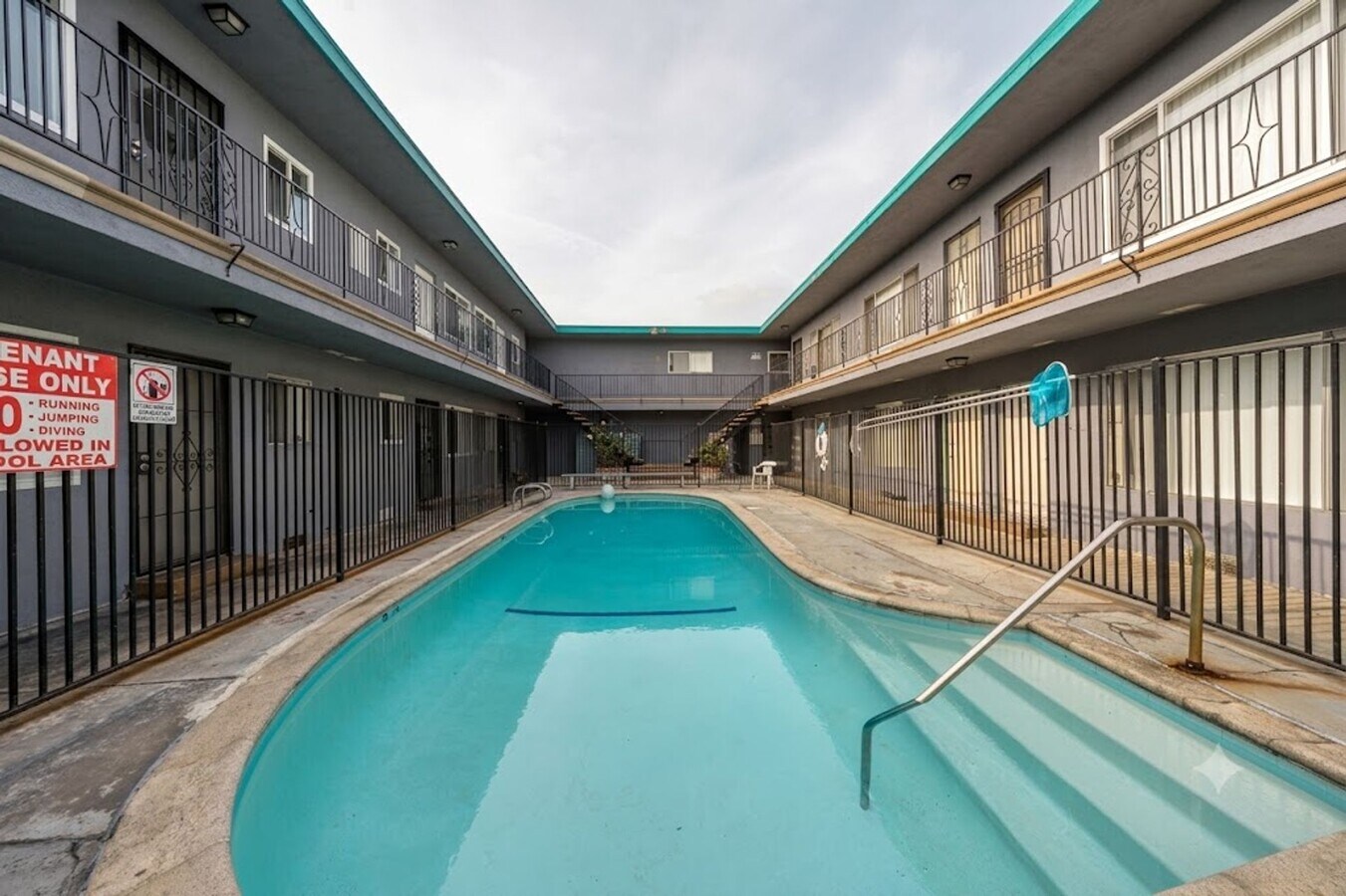 Photo - 13637 Cordary Ave