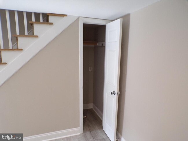 Photo - 2452 Hopewell Rd