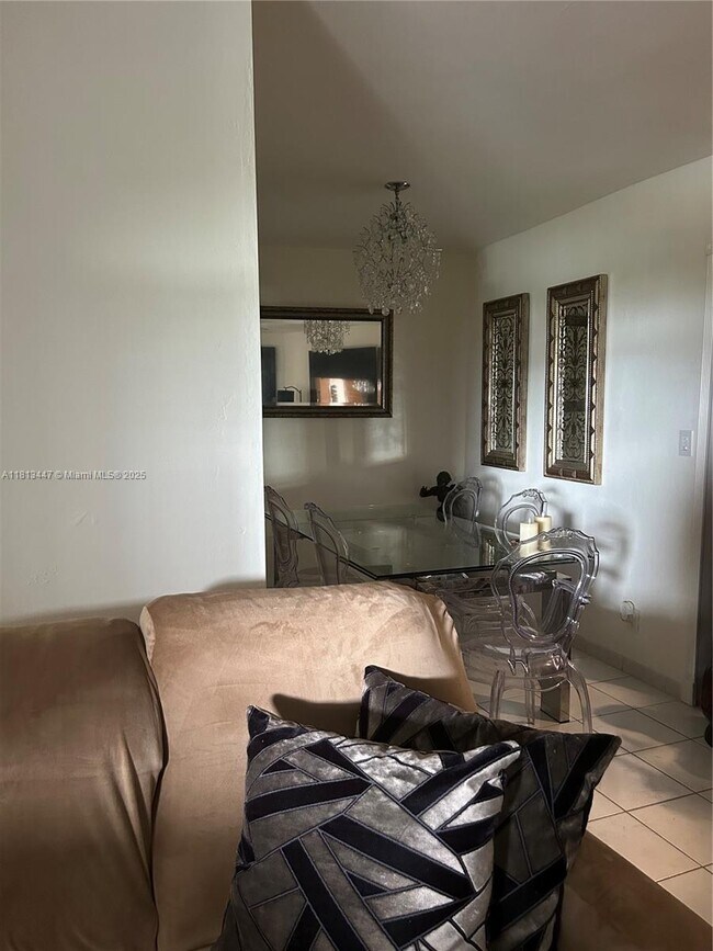 Photo - 1401 NE Miami Gardens Dr Unit 597
