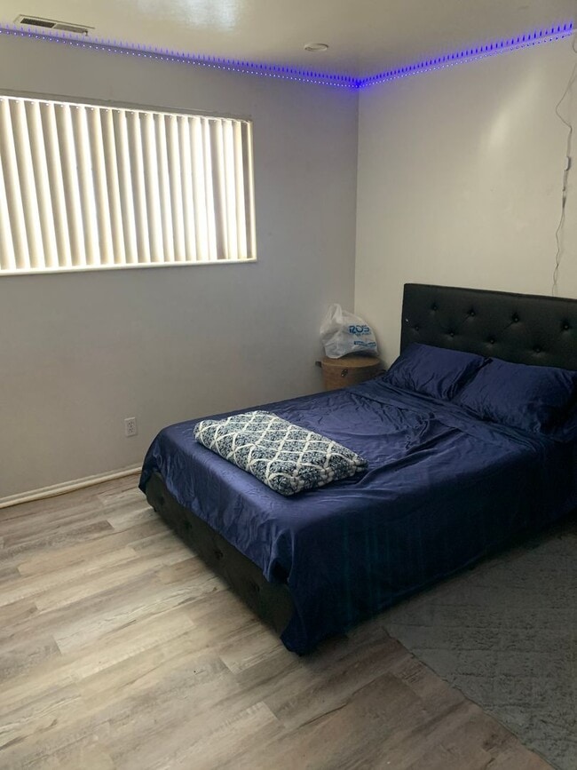 Photo - 542 600 W Unidad #2