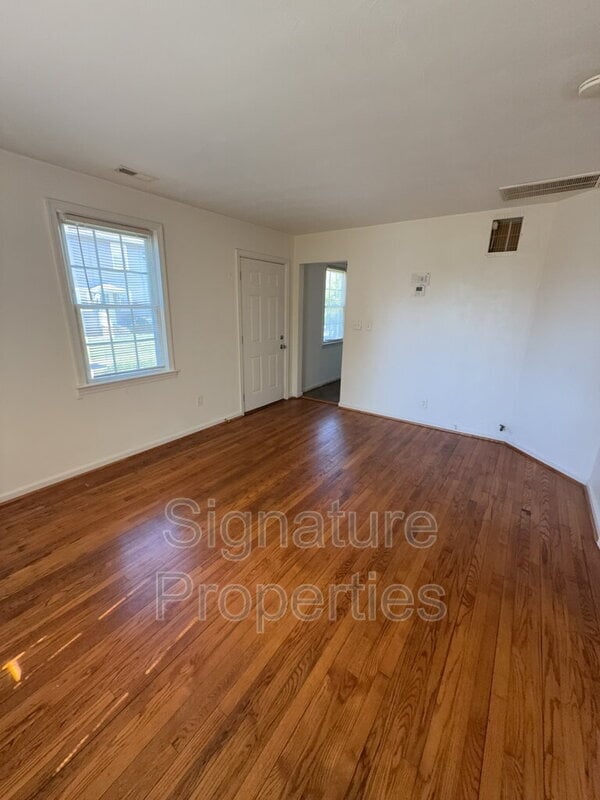 Photo - 201 Glendale Ave Unit B