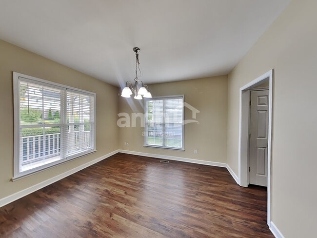 Photo - 1725 Woodland Pointe Dr