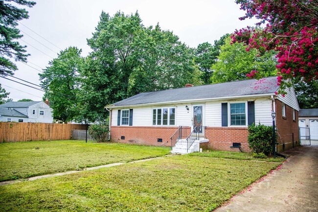 Photo - 706 Erich Rd Casa