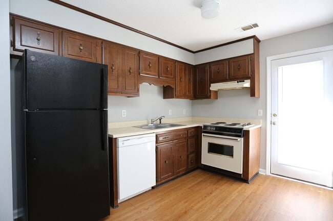 Photo - 1807 Chandler Rd Unidad 17